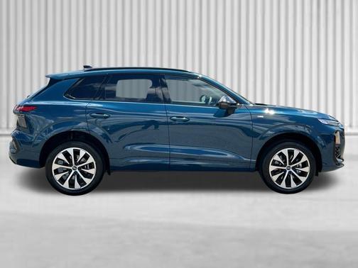 Malpelo Blue Metallic 2026 Audi Q3 TFSI quattro S tronic