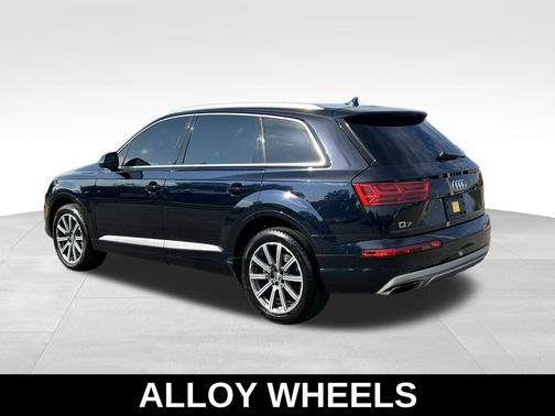 Ink Blue 2017 Audi Q7 3.0T Premium