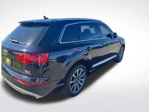 Ink Blue 2017 Audi Q7 3.0T Premium