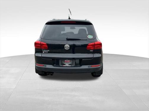 2017 Volkswagen Tiguan 2.0T Wolfsburg Edition