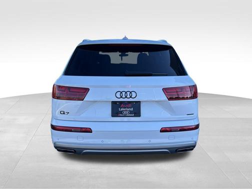 2019 Audi Q7 55 Premium Plus