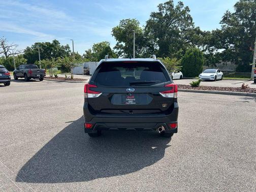 Crystal Black Silica 2025 Subaru Forester Wilderness