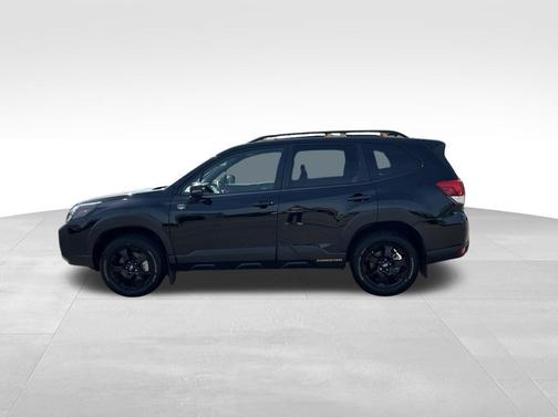Crystal Black Silica 2025 Subaru Forester Wilderness