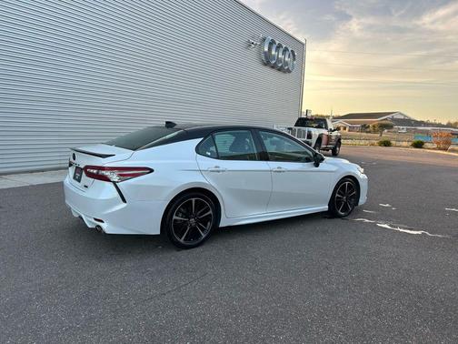 2019 Toyota Camry 