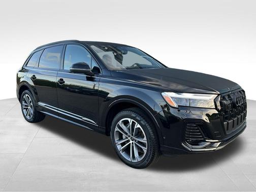 2026 Audi Q7 45 Premium