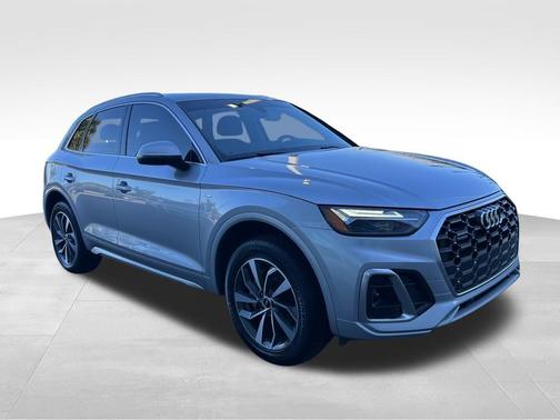 2022 Audi Q5 45 S line Premium