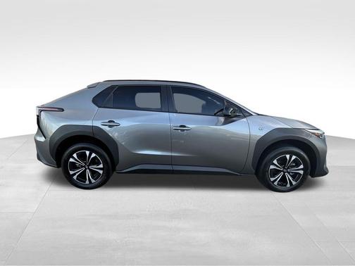 2025 Subaru Solterra Premium