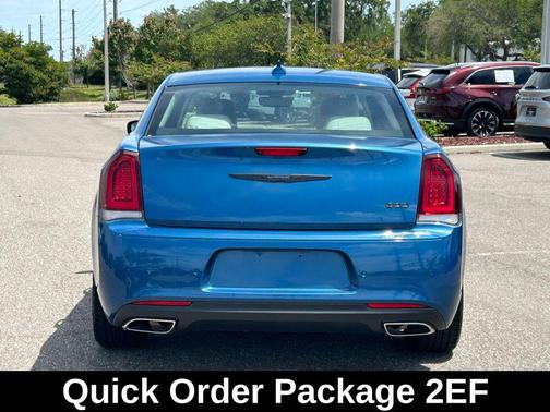 Frostbite 2023 Chrysler 300 Touring