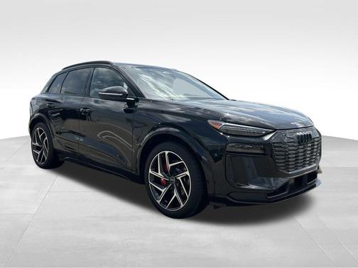 2025 Audi SQ6 e-tron Prestige quattro