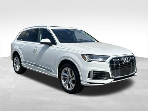 2024 Audi Q7 55 Premium Plus
