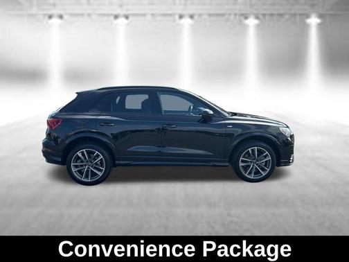 Mythos Black Metallic 2025 Audi Q3 Premium 45 TFSI S line quattro Tiptronic
