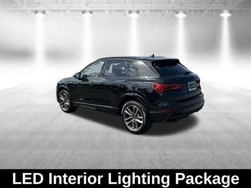 Mythos Black Metallic 2025 Audi Q3 Premium 45 TFSI S line quattro Tiptronic