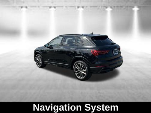 Mythos Black Metallic 2025 Audi Q3 Premium 45 TFSI S line quattro Tiptronic