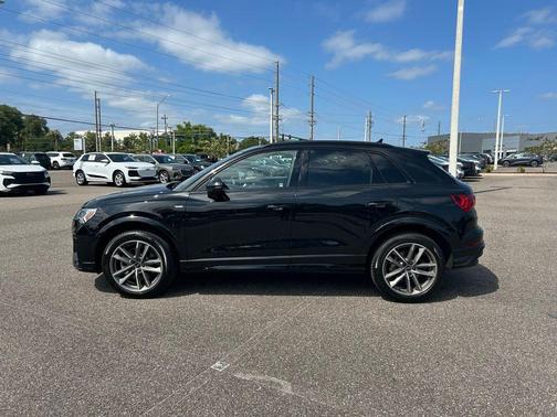 Mythos Black Metallic 2025 Audi Q3 Premium 45 TFSI S line quattro Tiptronic
