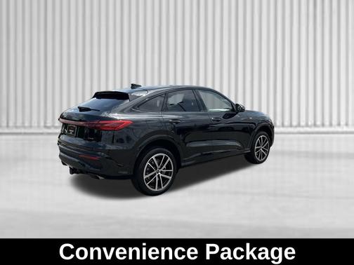 Mythos Black Metallic 2026 Audi Q5 Sportback Premium Plus TFSI quattro S tronic