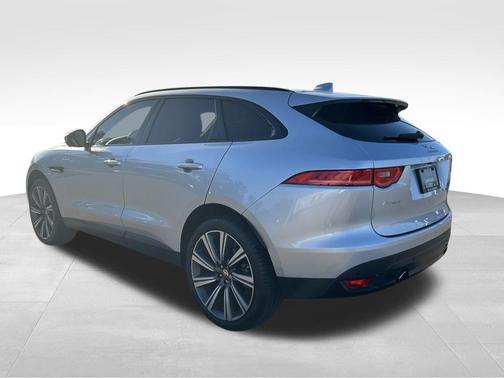 2019 Jaguar F-PACE 30t Prestige