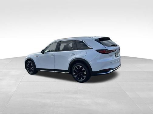 2024 Mazda CX-90 PHEV Premium