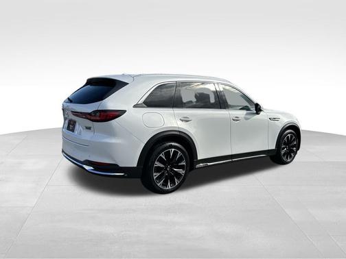 2024 Mazda CX-90 PHEV Premium