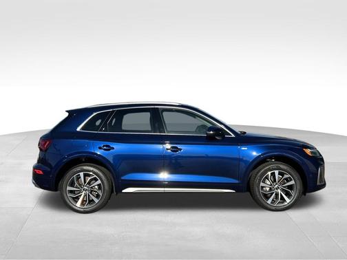 2025 Audi Q5 45 S line Prestige