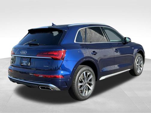 2025 Audi Q5 45 S line Prestige