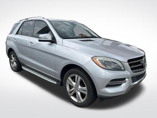 Iridium Silver Metallic 2015 Mercedes-Benz M-Class 4MATIC
