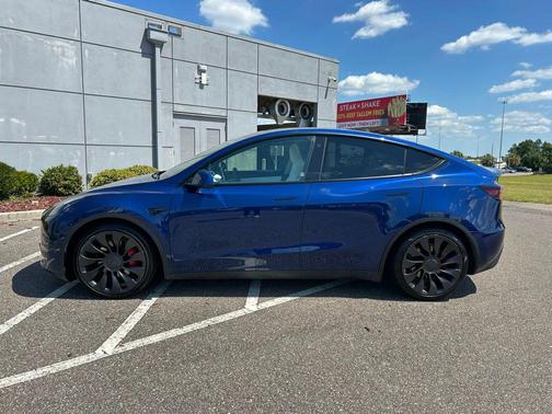 Deep Blue Metallic 2021 Tesla Model Y Performance Dual Motor All-Wheel Drive
