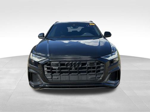 2023 Audi Q8 55 Premium Plus