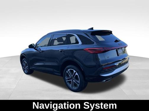 2025 Audi Q5 Premium TFSI quattro S tronic