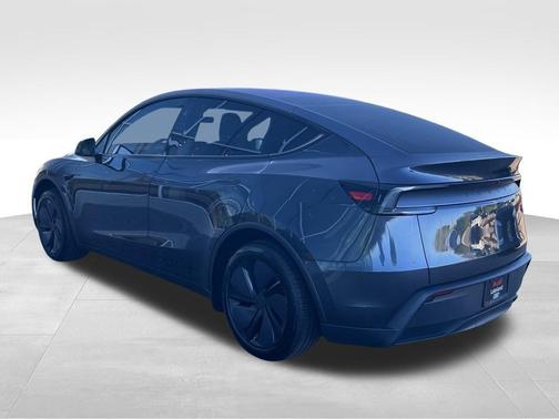 2026 Tesla Model Y Long Range Dual Motor All-Wheel Drive
