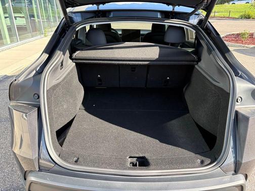 2026 Tesla Model Y Long Range Dual Motor All-Wheel Drive