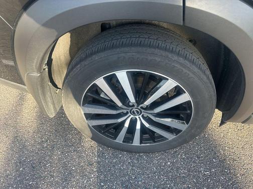 2023 Nissan Pathfinder Platinum 4WD