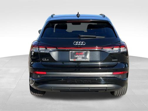2024 Audi Q4 e-tron Premium 55 quattro