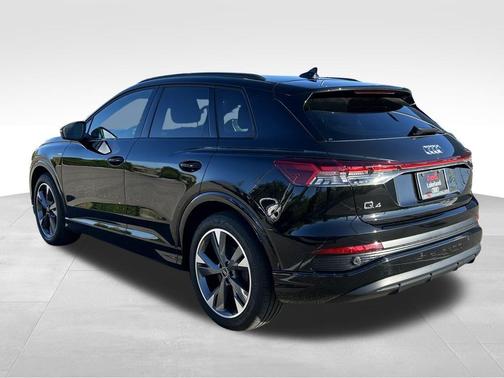 2024 Audi Q4 e-tron Premium 55 quattro