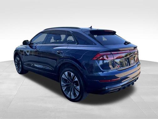 2024 Audi Q8 55 Premium Plus