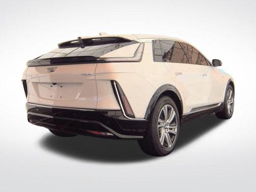 2024 Cadillac LYRIQ Tech