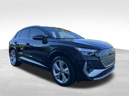 2023 Audi Q4 e-tron Premium Plus 50 quattro