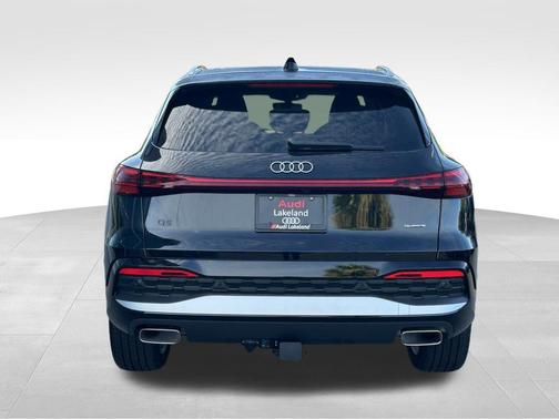 2025 Audi Q5 Premium Plus
