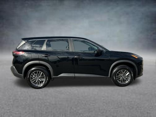 Super Black 2023 Nissan Rogue S