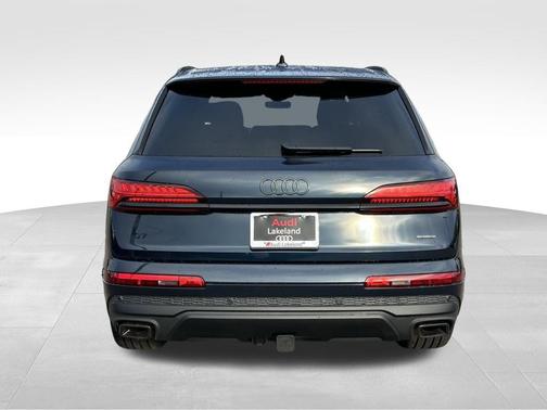 2026 Audi Q7 55 Premium Plus