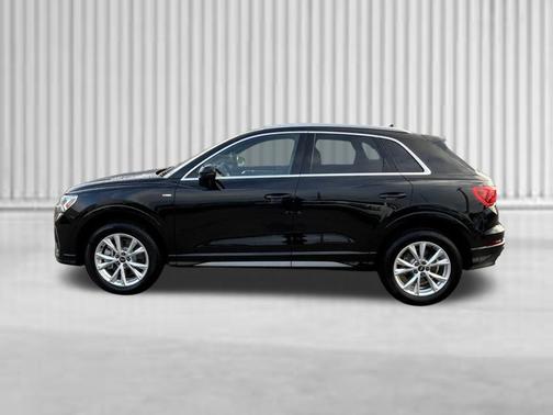 Black Metallic 2025 Audi Q3 Premium 45 TFSI S line quattro Tiptronic