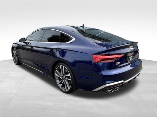 2022 Audi S5 Premium Plus TFSI quattro Tiptronic