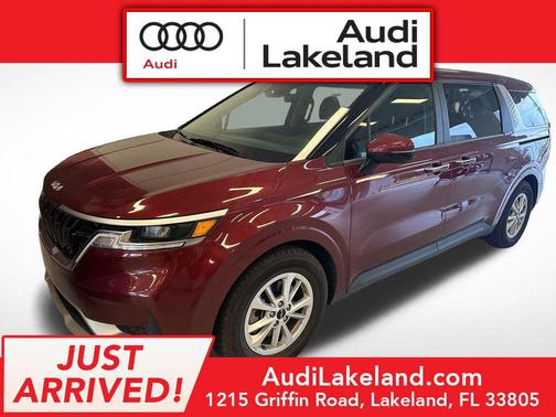 2024 Kia Carnival LX