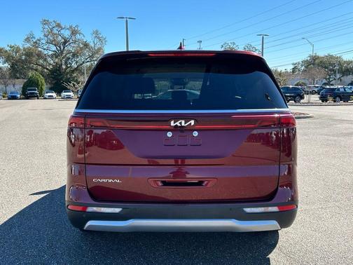 Flare Red 2024 Kia Carnival LX