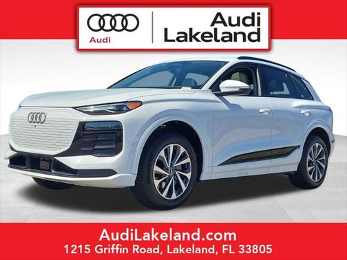 2025 Audi Q6 e-tron Premium quattro