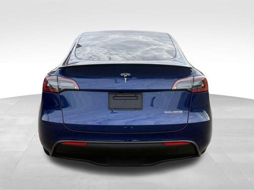 2023 Tesla Model Y Performance Dual Motor All-Wheel Drive