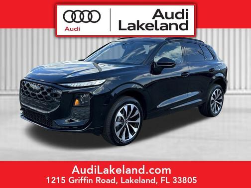 Mythos Black Metallic 2026 Audi Q3 TFSI quattro S tronic