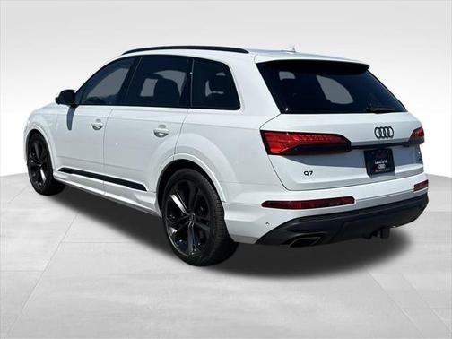 2025 Audi Q7 55 Prestige