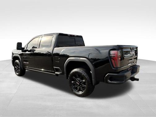 2025 GMC Sierra 2500 AT4