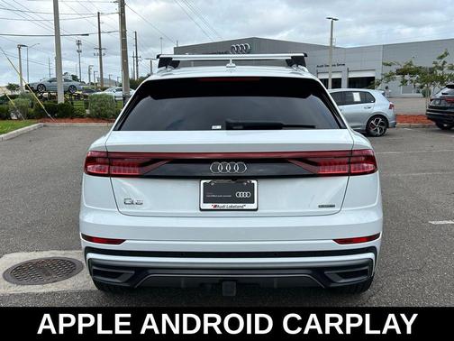 Glacier White Metallic 2023 Audi Q8 55 Premium Plus