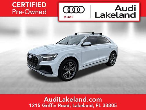 Glacier White Metallic 2023 Audi Q8 55 Premium Plus